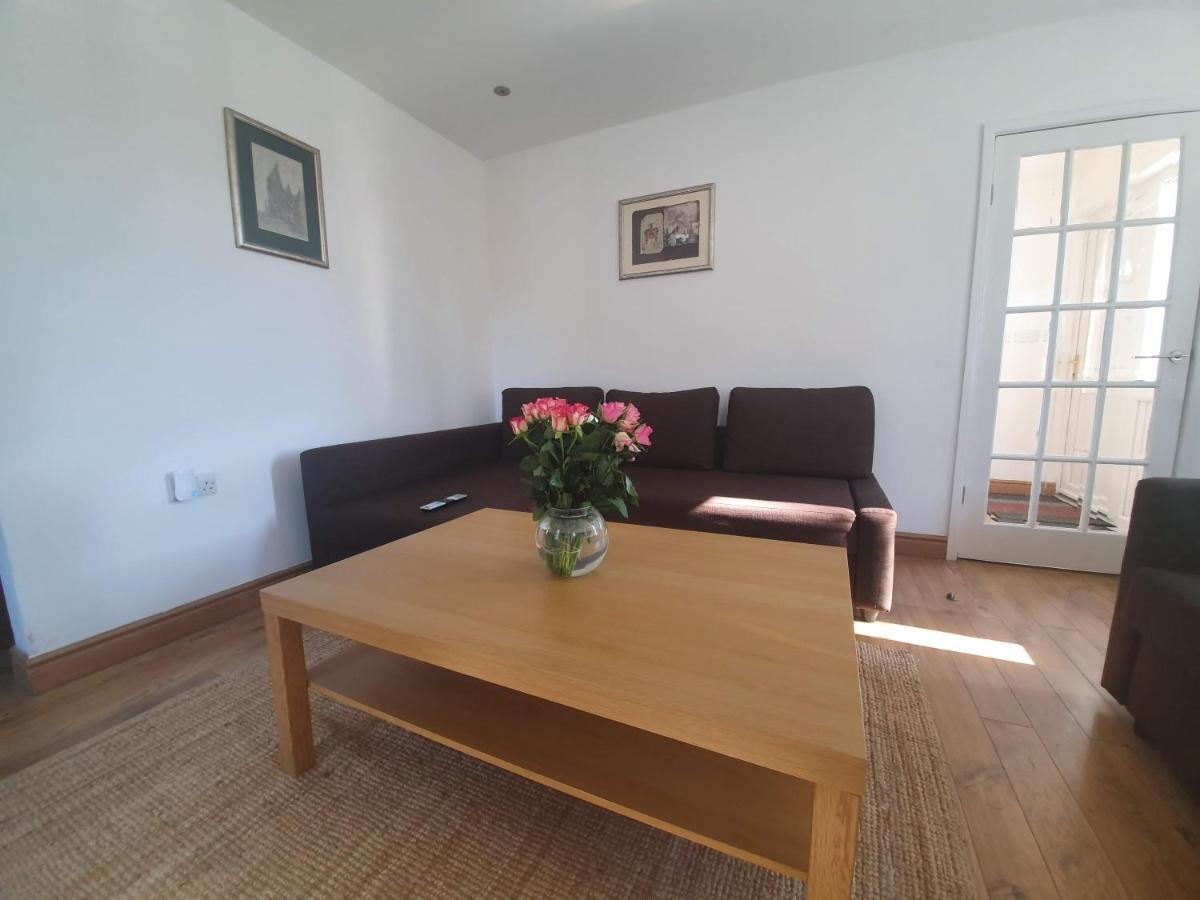 Beautiful House In The Heart Of A Golf Course. Apartment Manchester Exterior foto