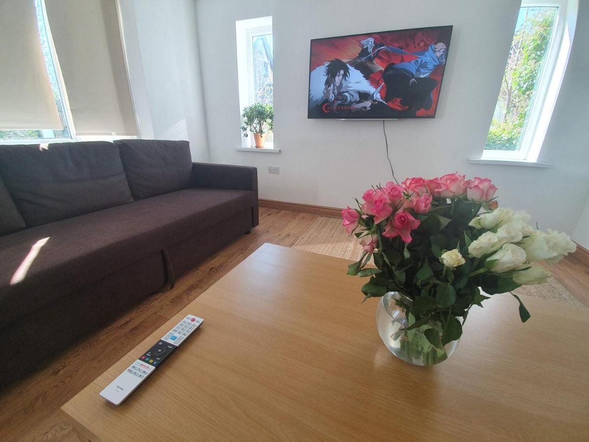 Beautiful House In The Heart Of A Golf Course. Apartment Manchester Exterior foto